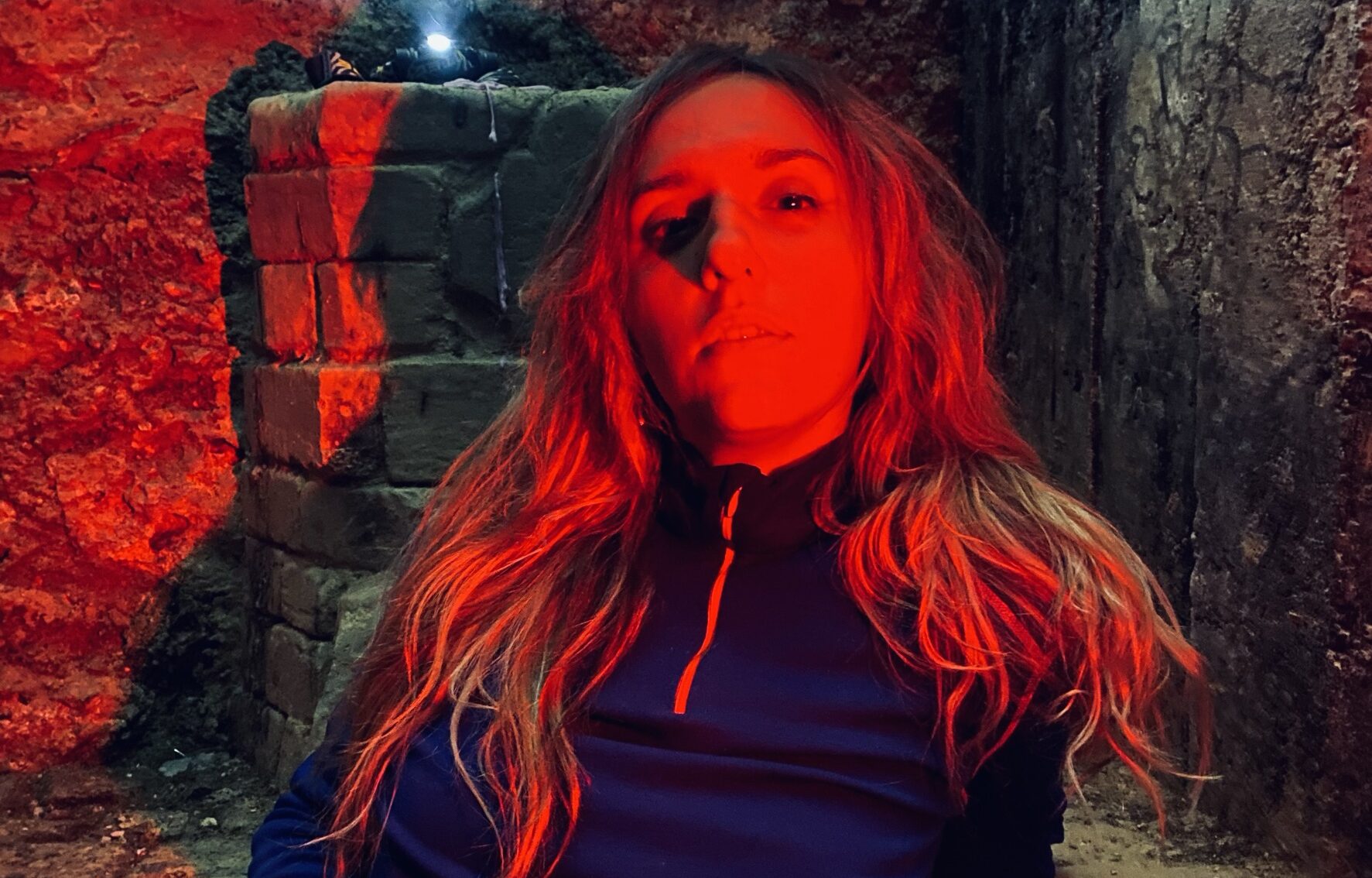 Fille du jour chérie dans la nuit